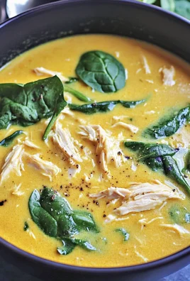 Creamy Keto Pumpkin Curry Soup