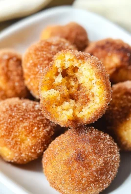 Keto Pumpkin Spice Donut Holes