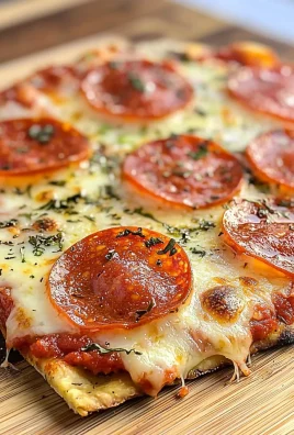 Keto Cottage Cheese Flatbread Pizza